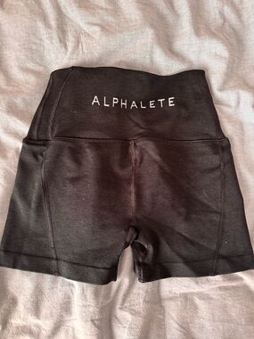 Alphalete Black High-Waist Athletic shorts - XS